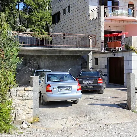 Apartment 4418c *